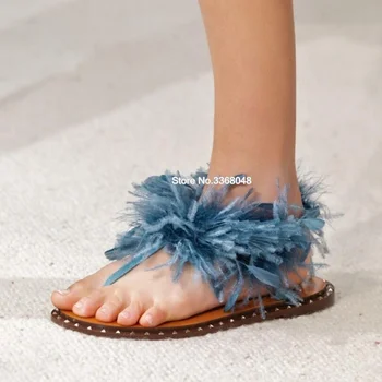 2019 Geniune Кожаные женские босоножки на плоской подошве с декором из перьев, вьетнамки из страусиного меха, Синяя уличная пляжная обувь с ремешком и пряжкой, Летняя обувь