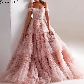 Serene Hill Розовое многоуровневое сексуальное свадебное платье с открытыми плечами 2023 без рукавов, простое высококачественное свадебное платье на заказ CHM67120