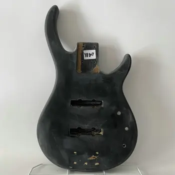YB807 Незаконченный электрический бас 4 струнный джазовый бас Корпус черного цвета из массива липы с поврежденной и грязной поверхностью