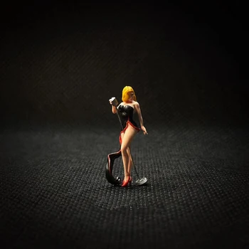 В наличии кукла в масштабе 1/64, сексуальная фигура Певицы, соответствующая сцене Коллекция игрушек, Модель вентилятора, подарок, Сувенир, Орнамент, дисплей