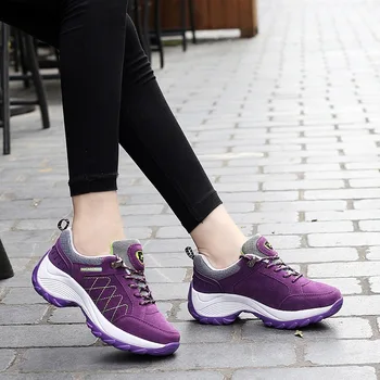 Женская спортивная обувь 2023 Осень, повседневная обувь для бега с толстой подушкой, нескользящая Удобная походная обувь для женщин