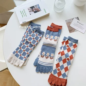 Женские осенне-зимние носки из чистого хлопка с пятью пальцами, носки с разрезным носком с принтом, винтажные удобные носки