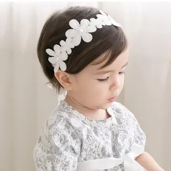 Новорожденный Милый Ребенок, жемчужная лента для волос, Белый кружевной цветок ручной работы, эластичная повязка на голову для девочек, повязки для малышей