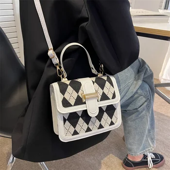 Новые сумки с ромбовидной строчкой, весенний тренд, модная сумка через плечо в стиле ретро, простая маленькая квадратная сумка-мессенджер