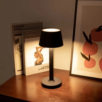 Современная светодиодная беспроводная стационарная лампа с перезаряжаемой батареей Настольная лампа Touch Atmosphere Настольная лампа Personality Hotel Cafe Столик в ресторане